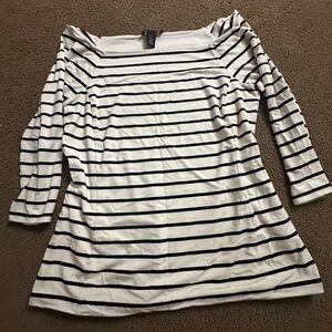 White House Black Market Black and White 3/4 Sleeve Blouse